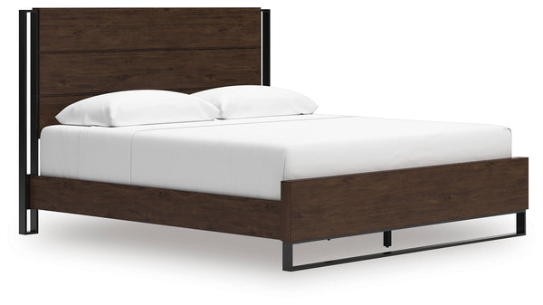 Zumbado California King Panel Bed - Brown