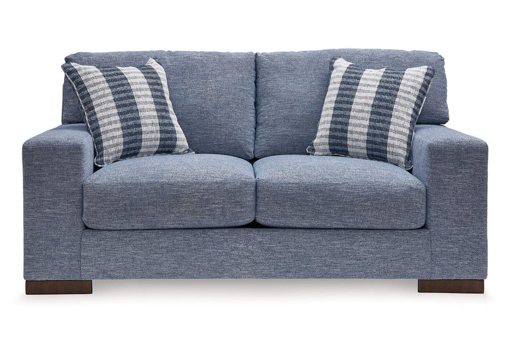 Belvoir Loveseat